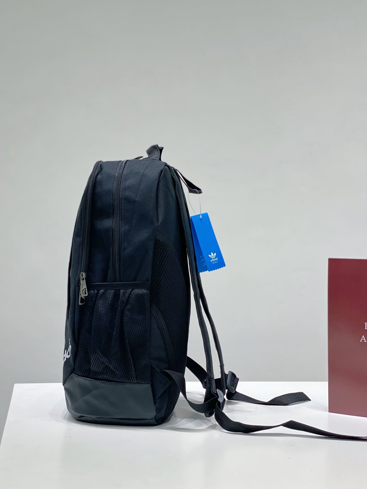 Ad Classic 35L Backpack