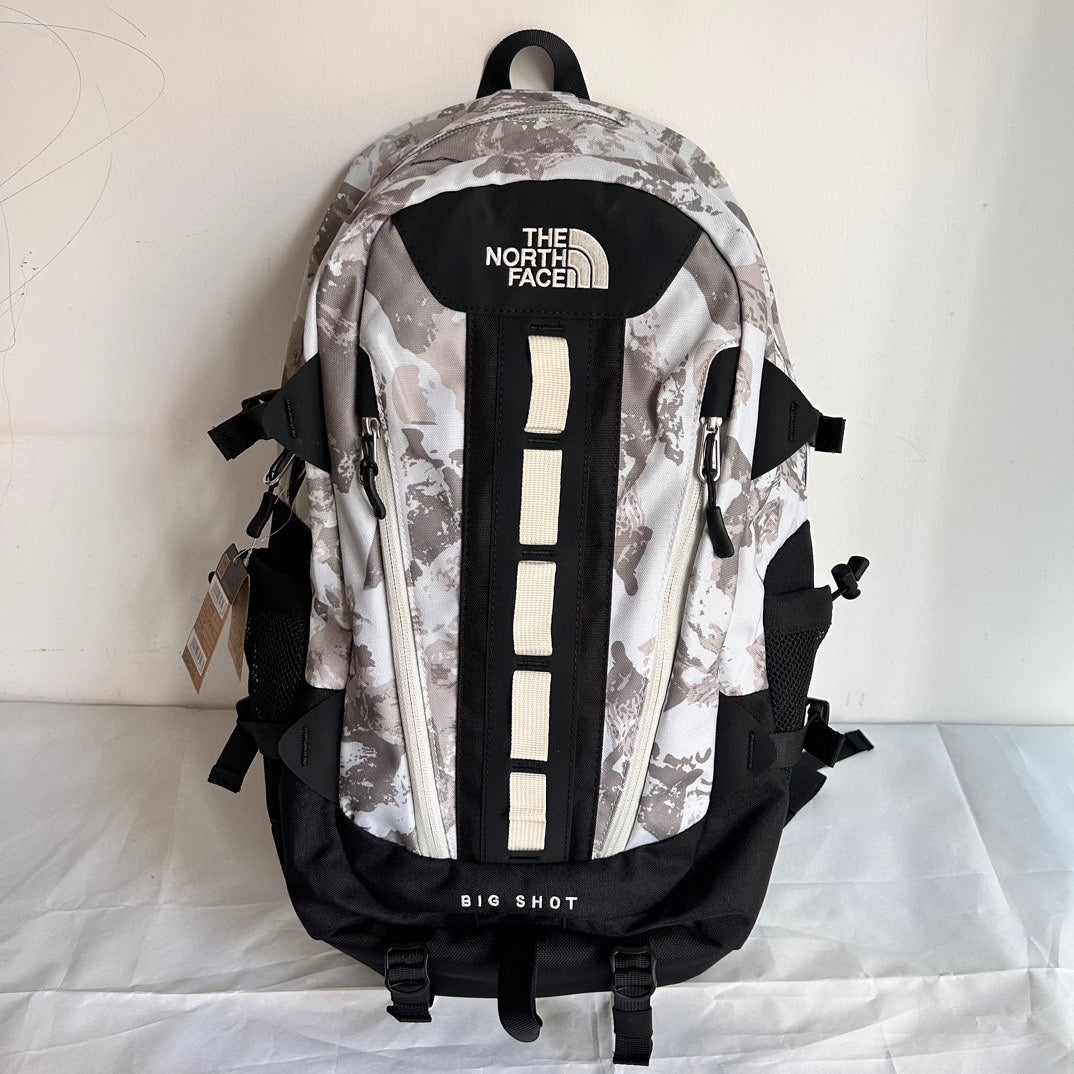 TNFace Big Shot Oxford Tan 30L Backpack